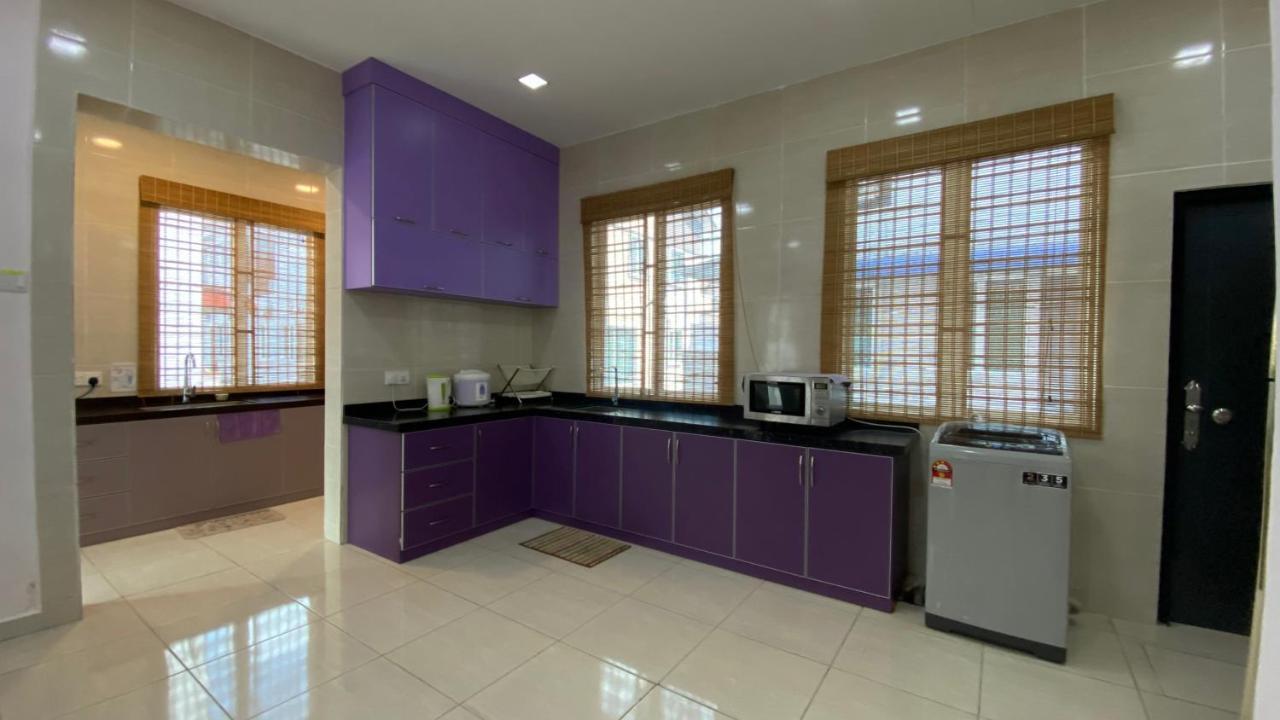 Simfoni Families Suite Kuah Bagian luar foto