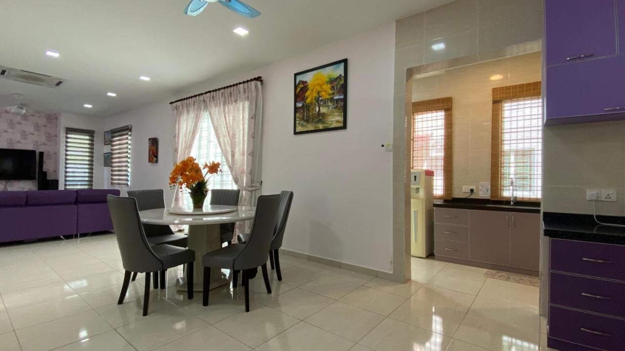 Simfoni Families Suite Kuah Bagian luar foto